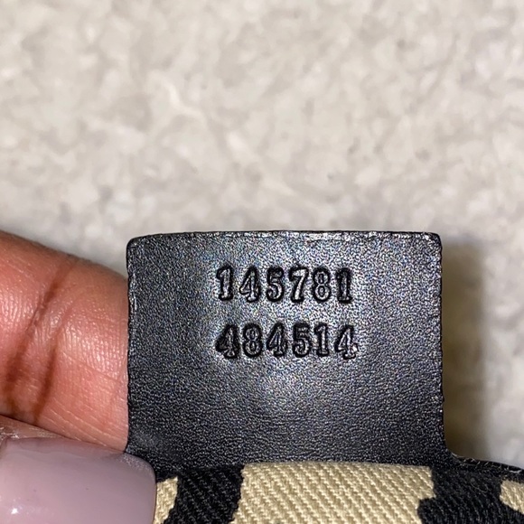 Authentic Black Leather Gucci hobo bag. Good condn - Picture 7 of 7